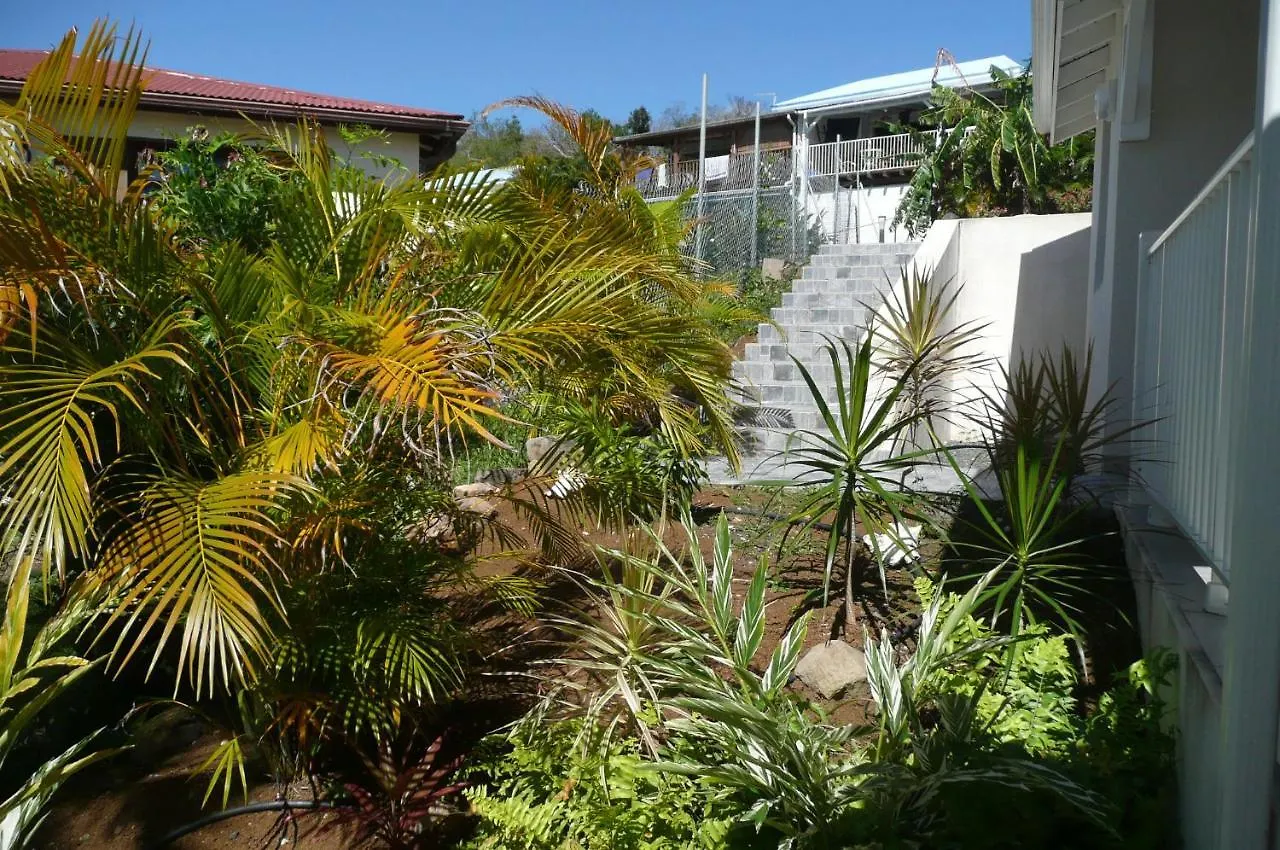 Douceurs Caraibes, Gite Cannelle Bouillante Guadeloupe