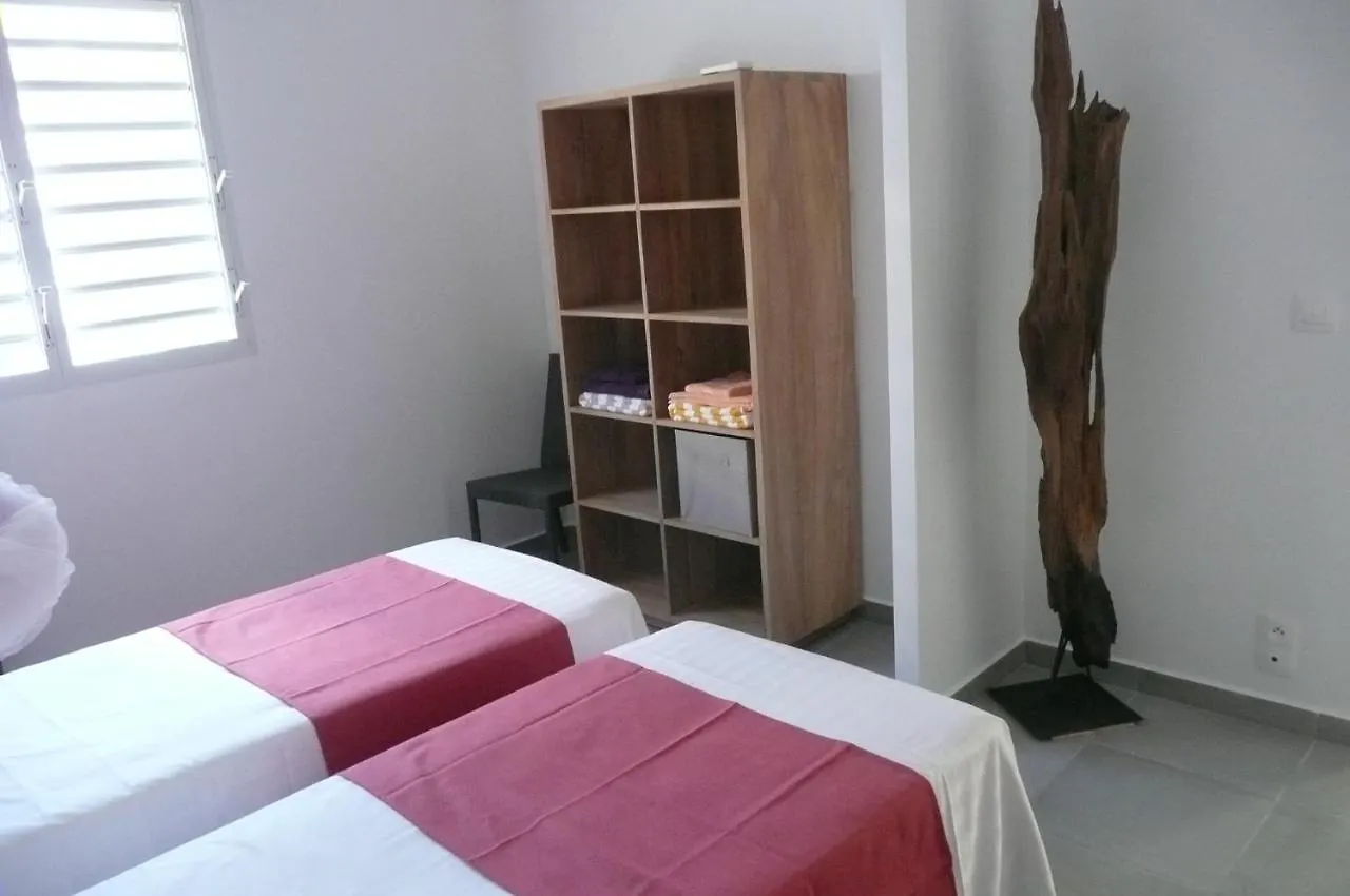 Douceurs Caraibes, Gite Cannelle Bouillante 0*,  Guadeloupe